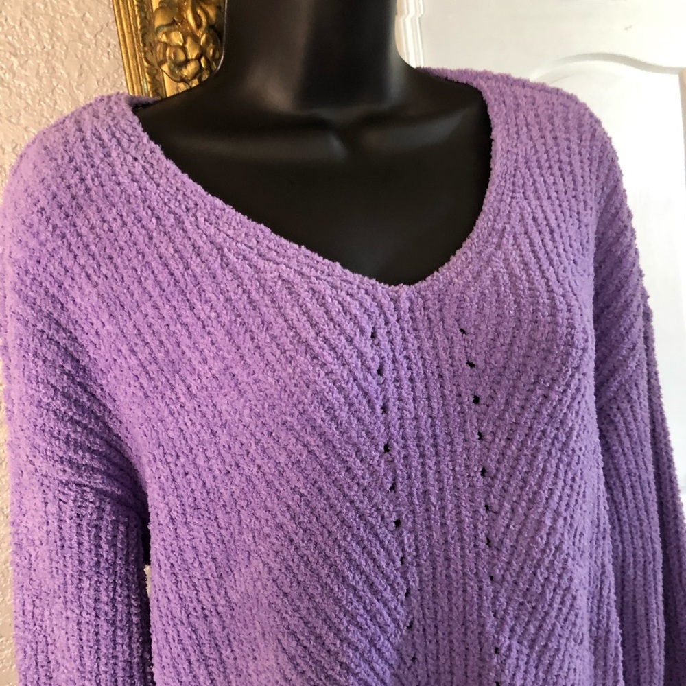 Sweater - Picture 3 of 5